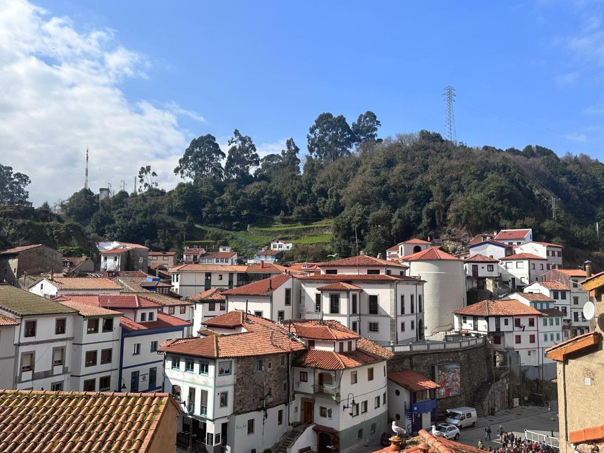 La Austera
